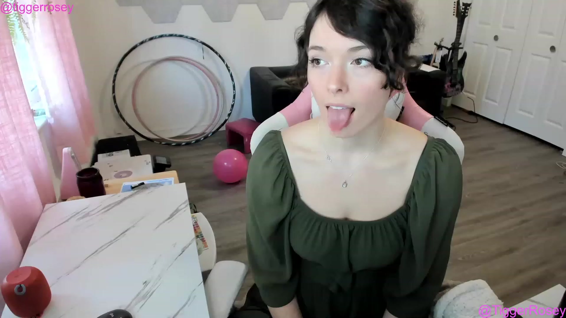 Gallery image thumbnail from TiggerRosey's myfreecams stream on, 02/24/2023, 22:01 image 15 of 20