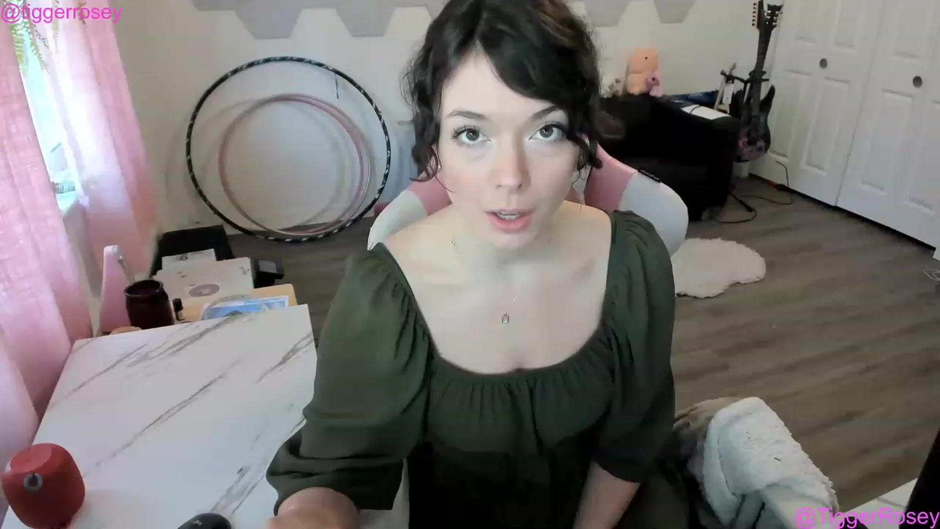 Gallery image thumbnail from TiggerRosey's myfreecams stream on, 02/24/2023, 22:01 image 19 of 20
