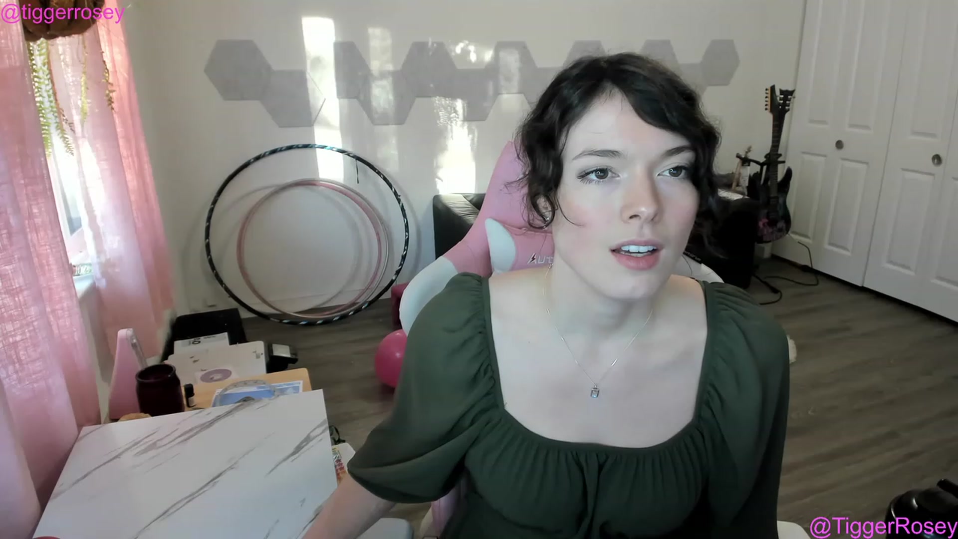 Gallery image thumbnail from TiggerRosey's myfreecams stream on, 02/25/2023, 02:23 image 11 of 20
