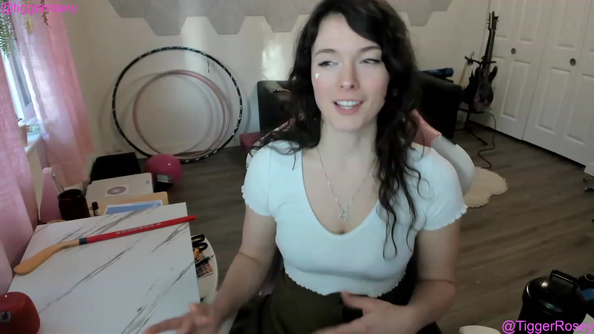 Gallery image thumbnail from TiggerRosey's myfreecams stream on, 03/01/2023, 01:56 image 9 of 20