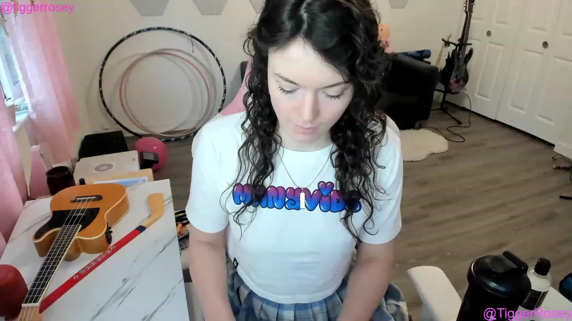 Gallery image thumbnail from TiggerRosey's myfreecams stream on, 03/01/2023, 23:53 image 7 of 20