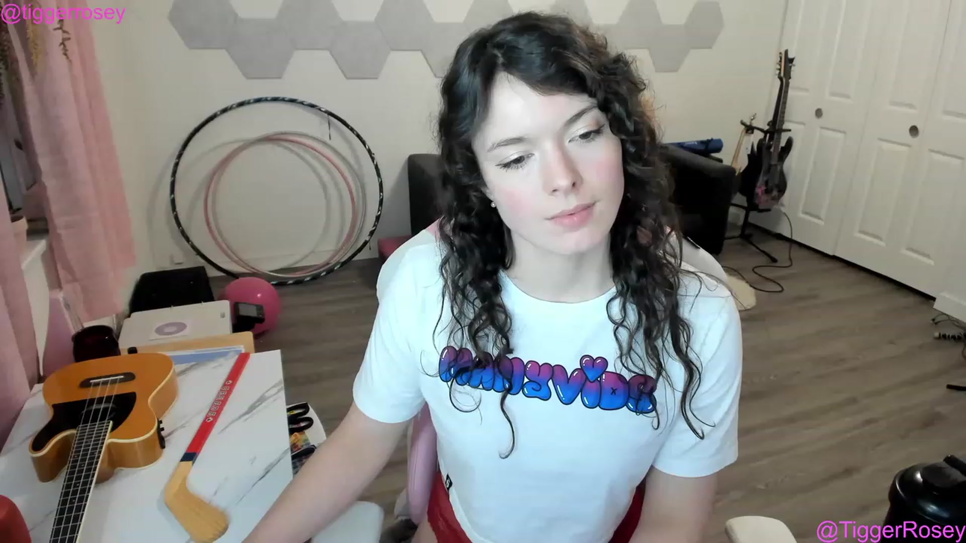 Gallery image thumbnail from TiggerRosey's myfreecams stream on, 03/02/2023, 02:57 image 17 of 20