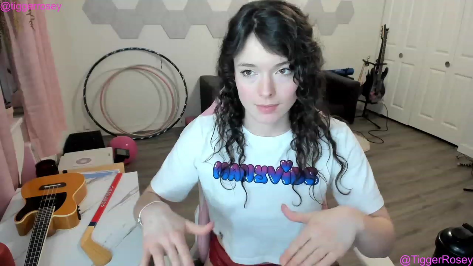 Gallery image thumbnail from TiggerRosey's myfreecams stream on, 03/02/2023, 02:57 image 16 of 20