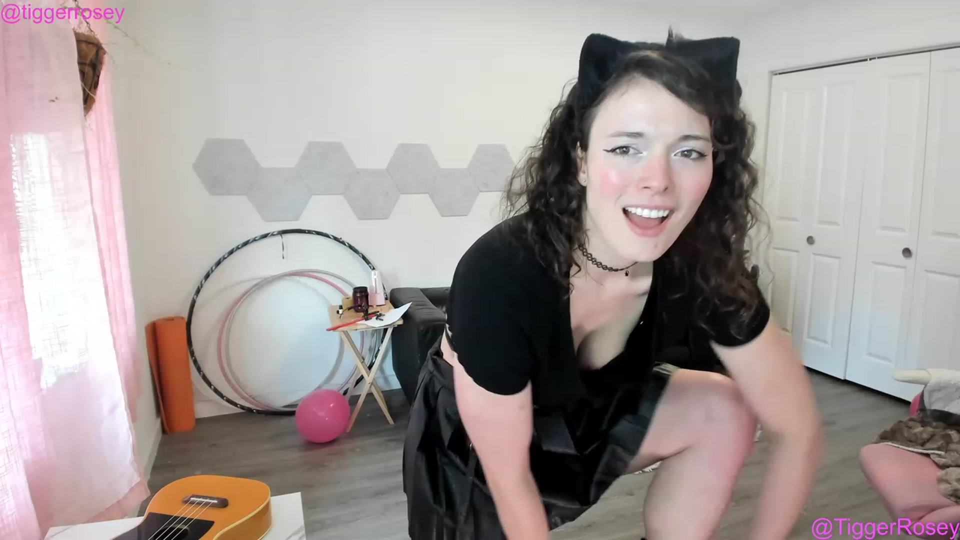 Gallery image thumbnail from TiggerRosey's myfreecams stream on, 03/24/2023, 23:30 image 11 of 20