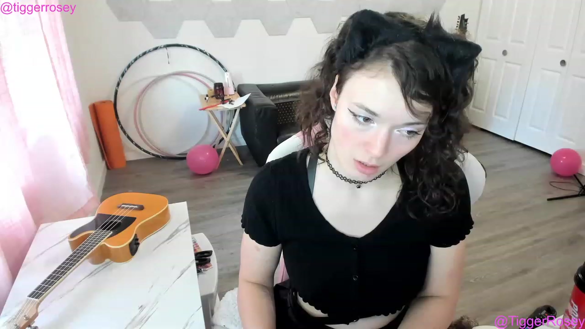 Gallery image thumbnail from TiggerRosey's myfreecams stream on, 03/24/2023, 23:30 image 3 of 20