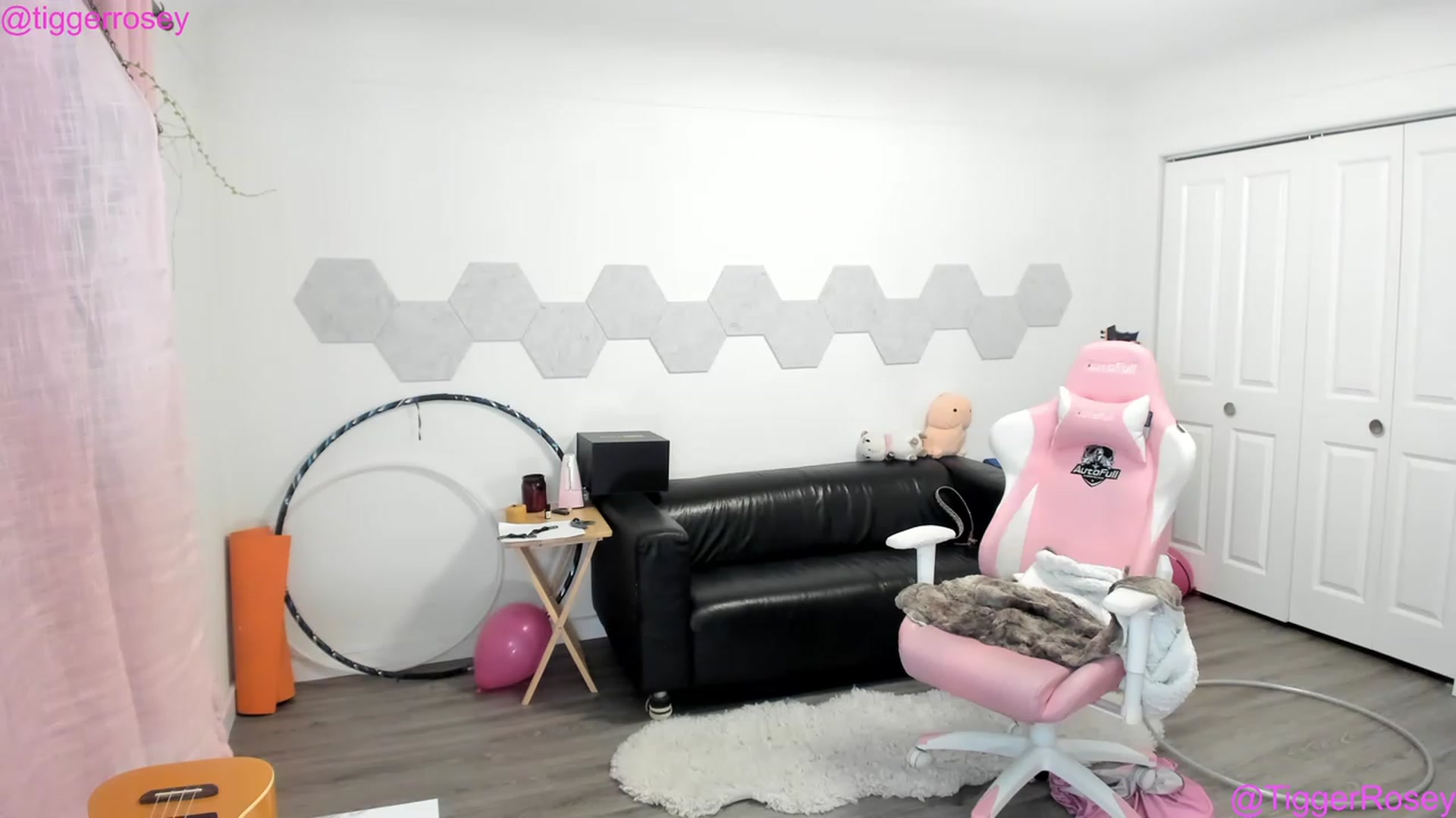Gallery image thumbnail from TiggerRosey's myfreecams stream on, 04/05/2023, 05:58 image 18 of 20