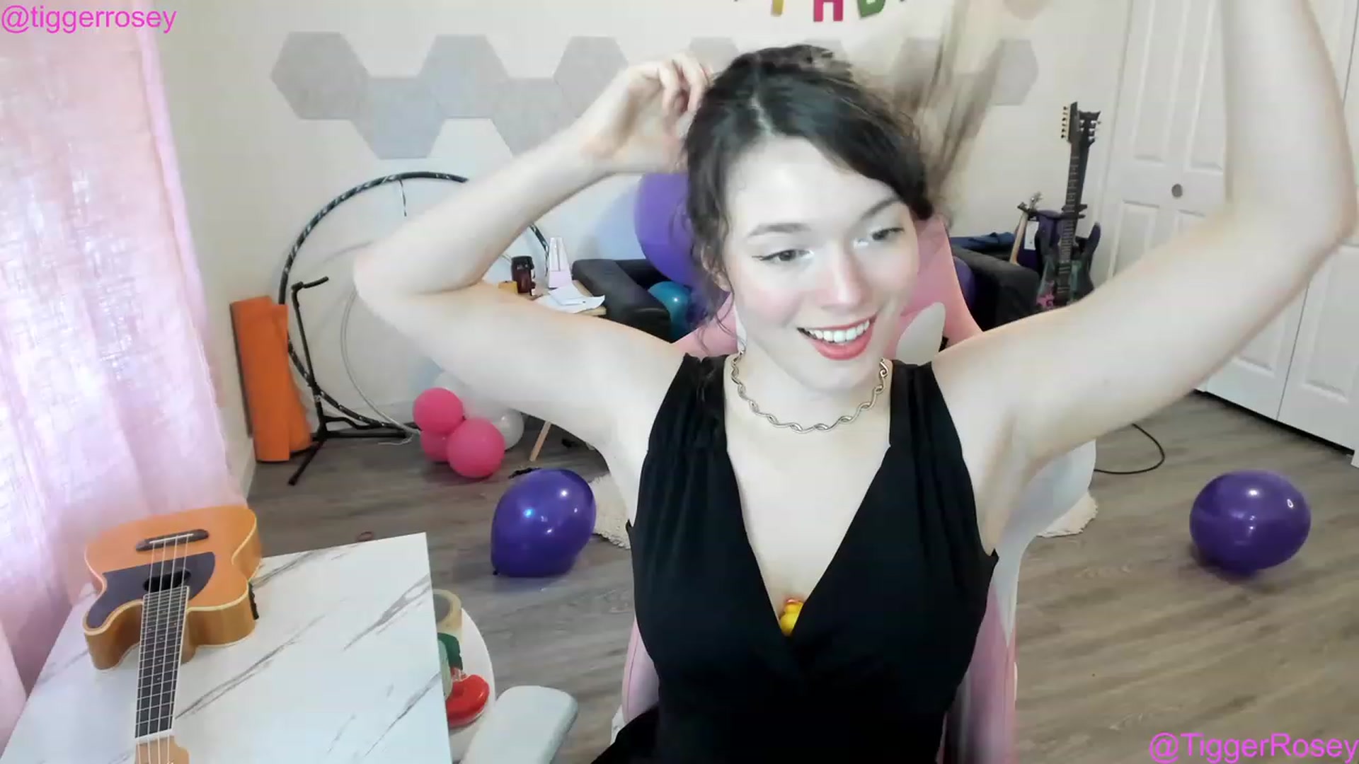 Gallery image thumbnail from TiggerRosey's myfreecams stream on, 04/12/2023, 21:26 image 2 of 20