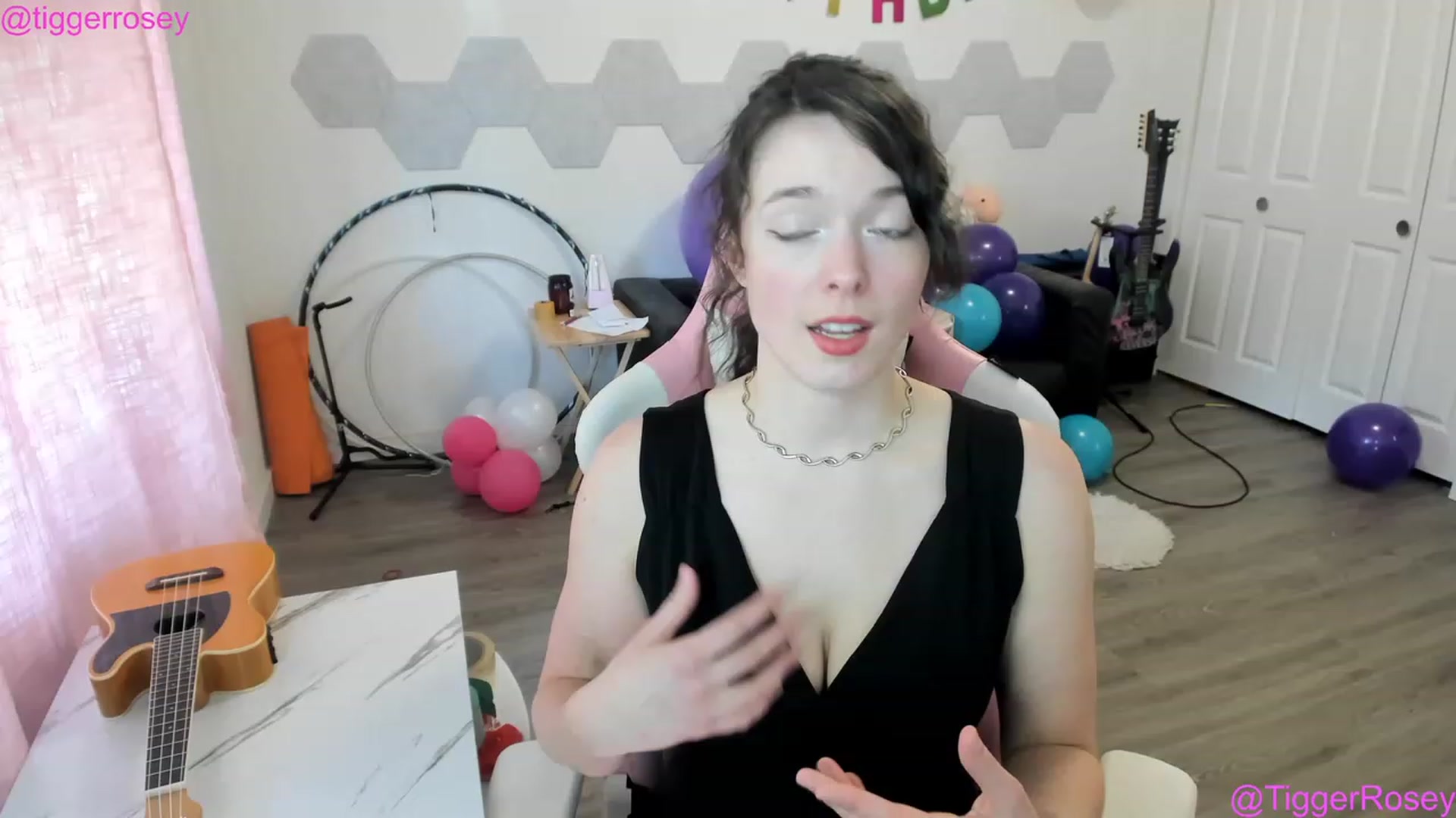 Gallery image thumbnail from TiggerRosey's myfreecams stream on, 04/12/2023, 21:26 image 15 of 20