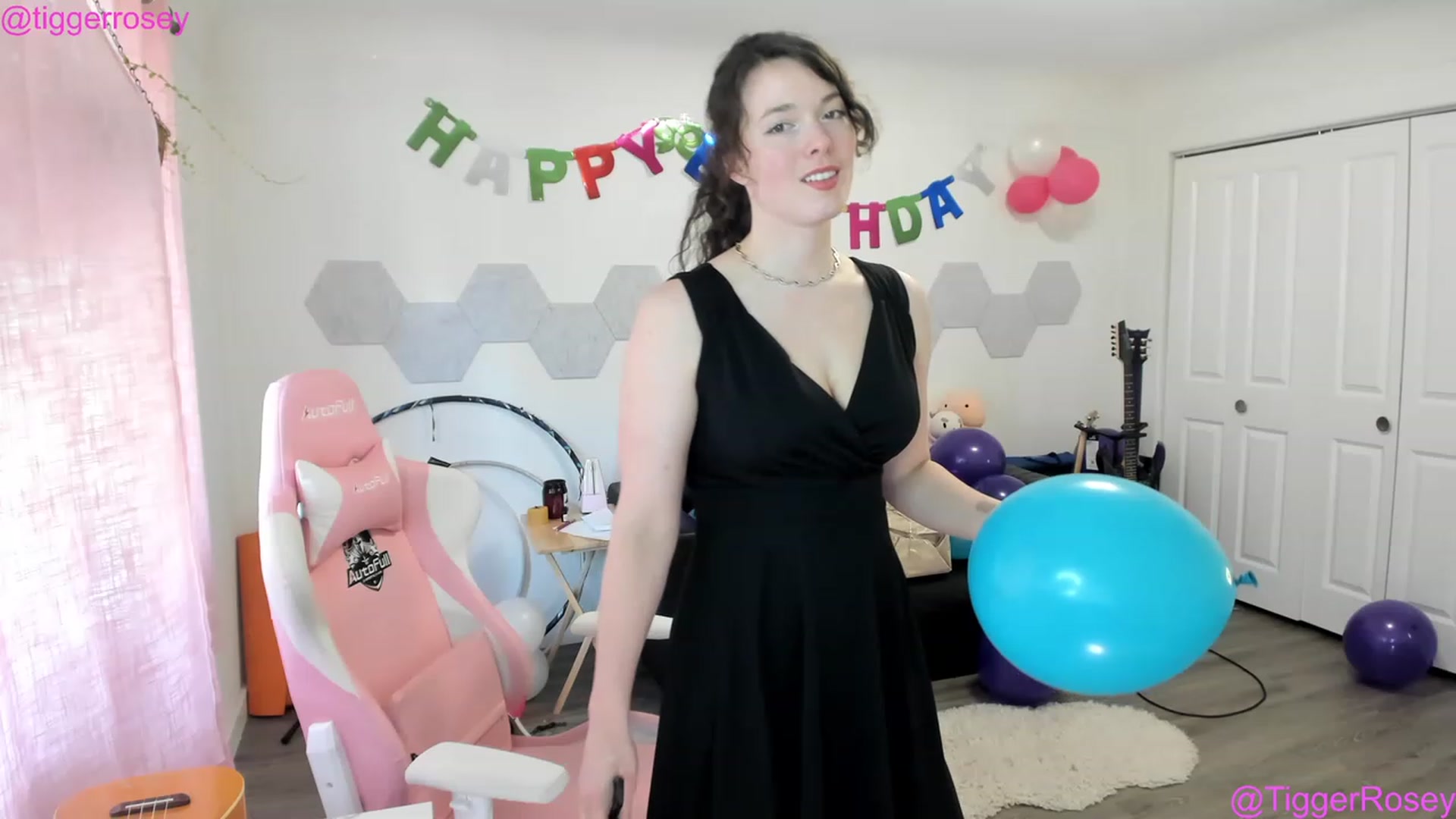 Gallery image thumbnail from TiggerRosey's myfreecams stream on, 04/12/2023, 23:33 image 3 of 20