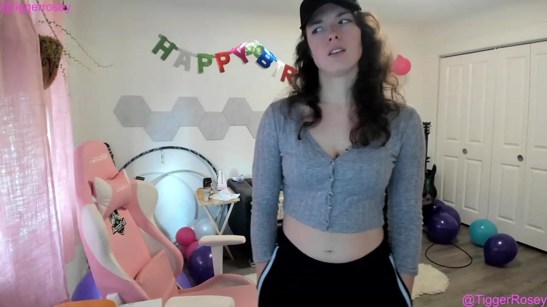 Gallery image thumbnail from TiggerRosey's myfreecams stream on, 04/14/2023, 24:58 image 1 of 20