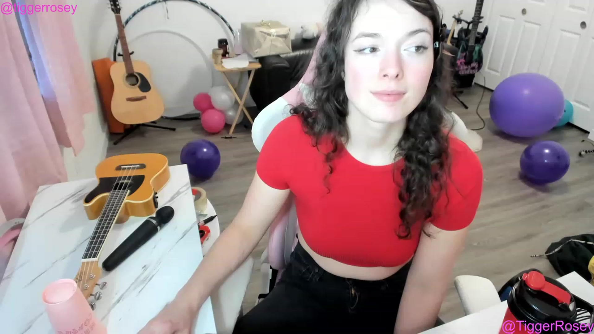 Gallery image thumbnail from TiggerRosey's myfreecams stream on, 04/21/2023, 03:43 image 9 of 20