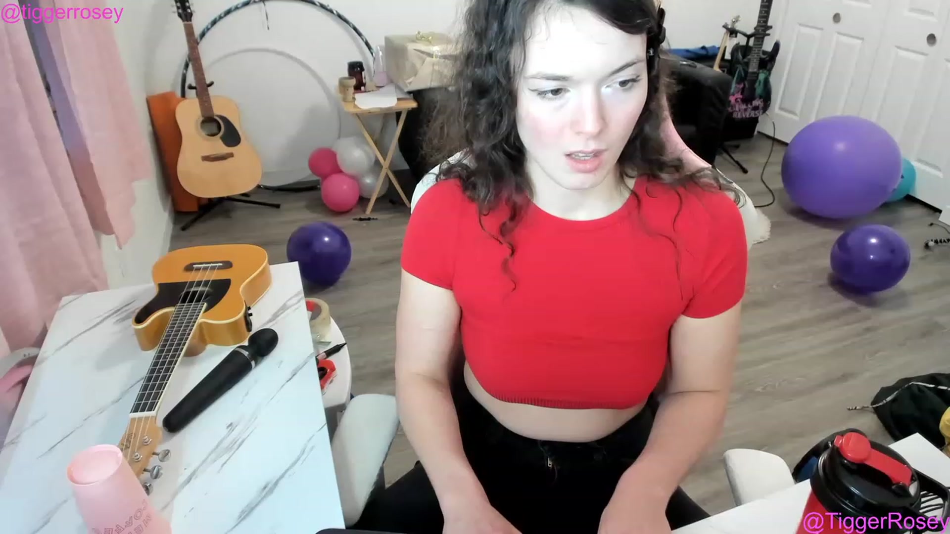 Gallery image thumbnail from TiggerRosey's myfreecams stream on, 04/21/2023, 03:43 image 14 of 20