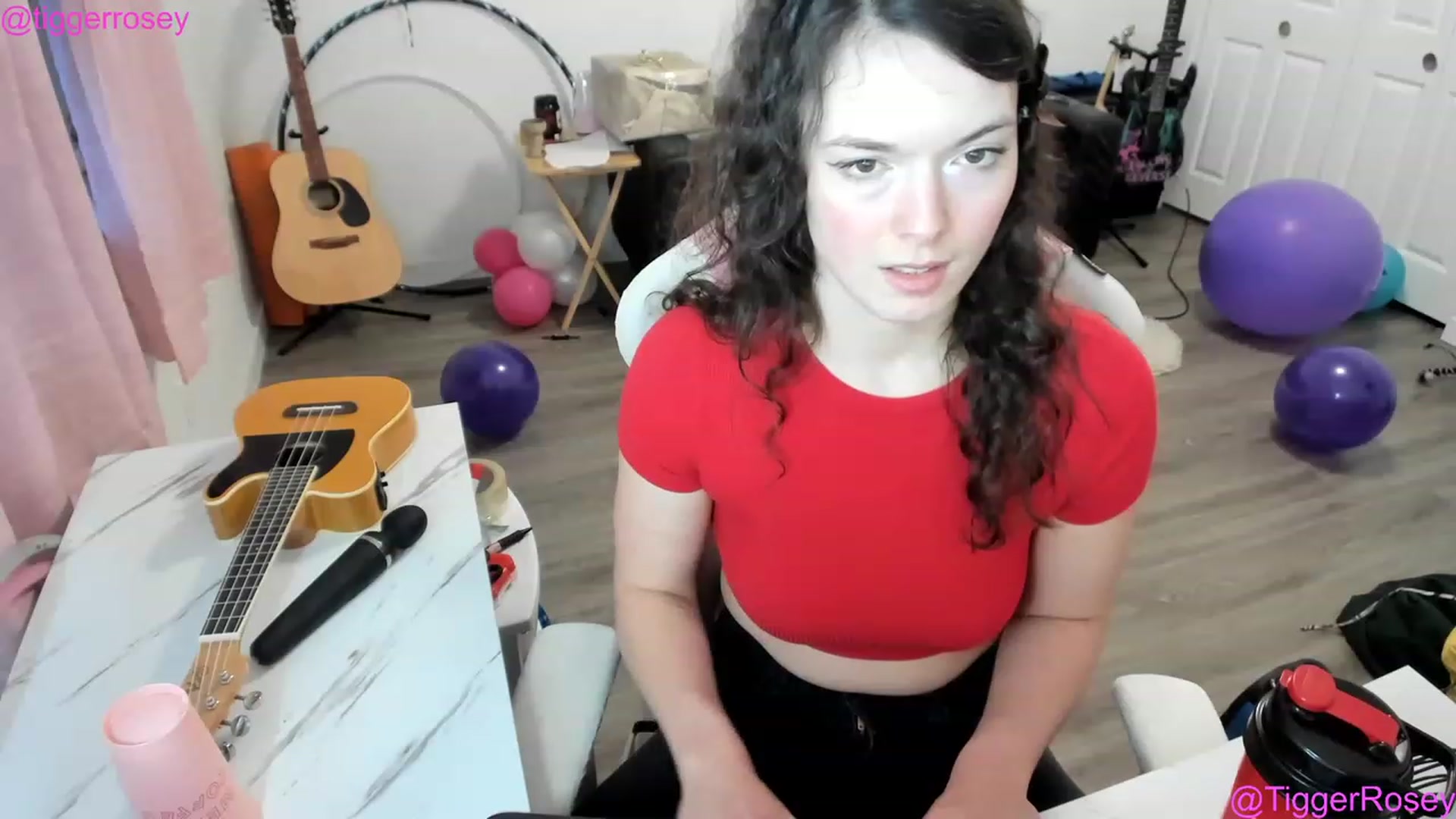 Gallery image thumbnail from TiggerRosey's myfreecams stream on, 04/21/2023, 03:43 image 11 of 20