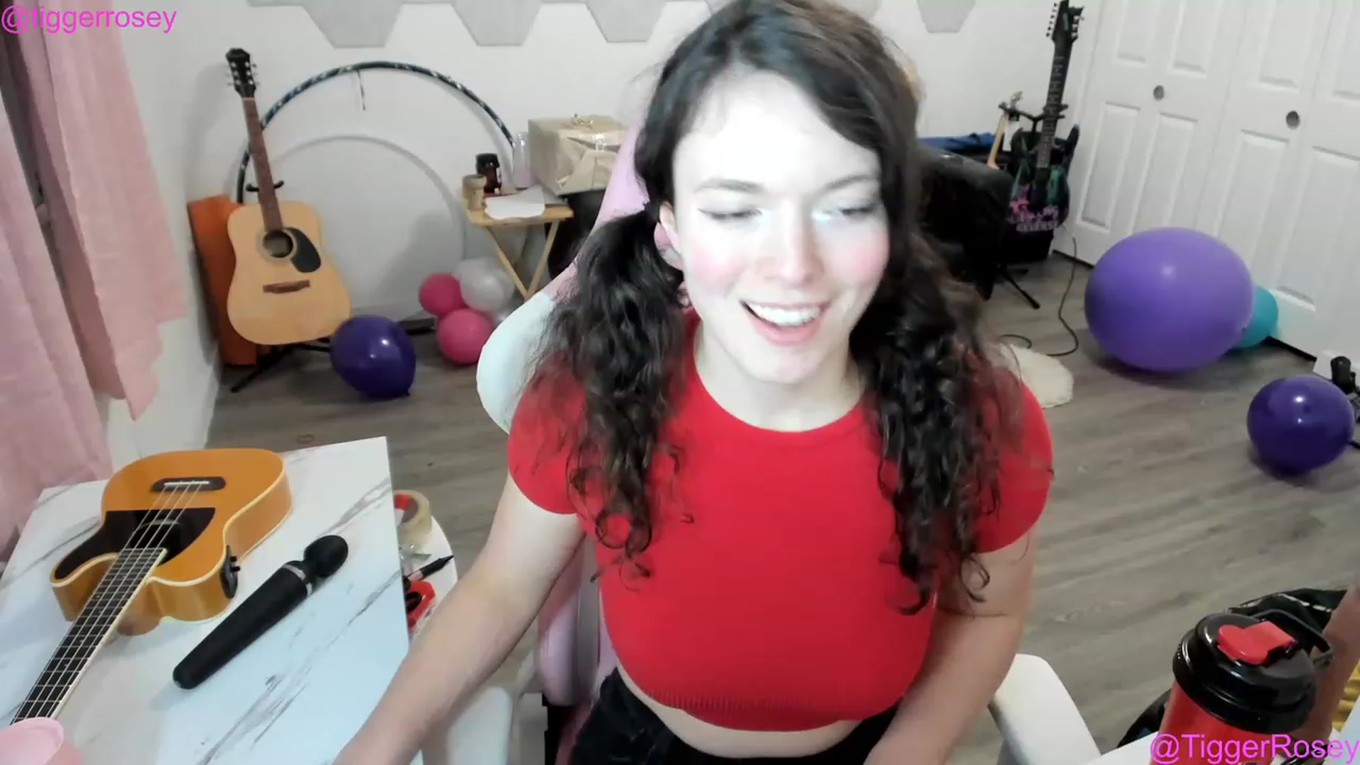 Gallery image thumbnail from TiggerRosey's myfreecams stream on, 04/21/2023, 04:24 image 17 of 20
