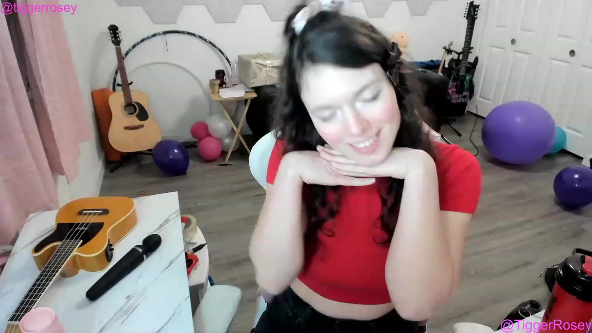 Gallery image thumbnail from TiggerRosey's myfreecams stream on, 04/21/2023, 04:24 image 6 of 20