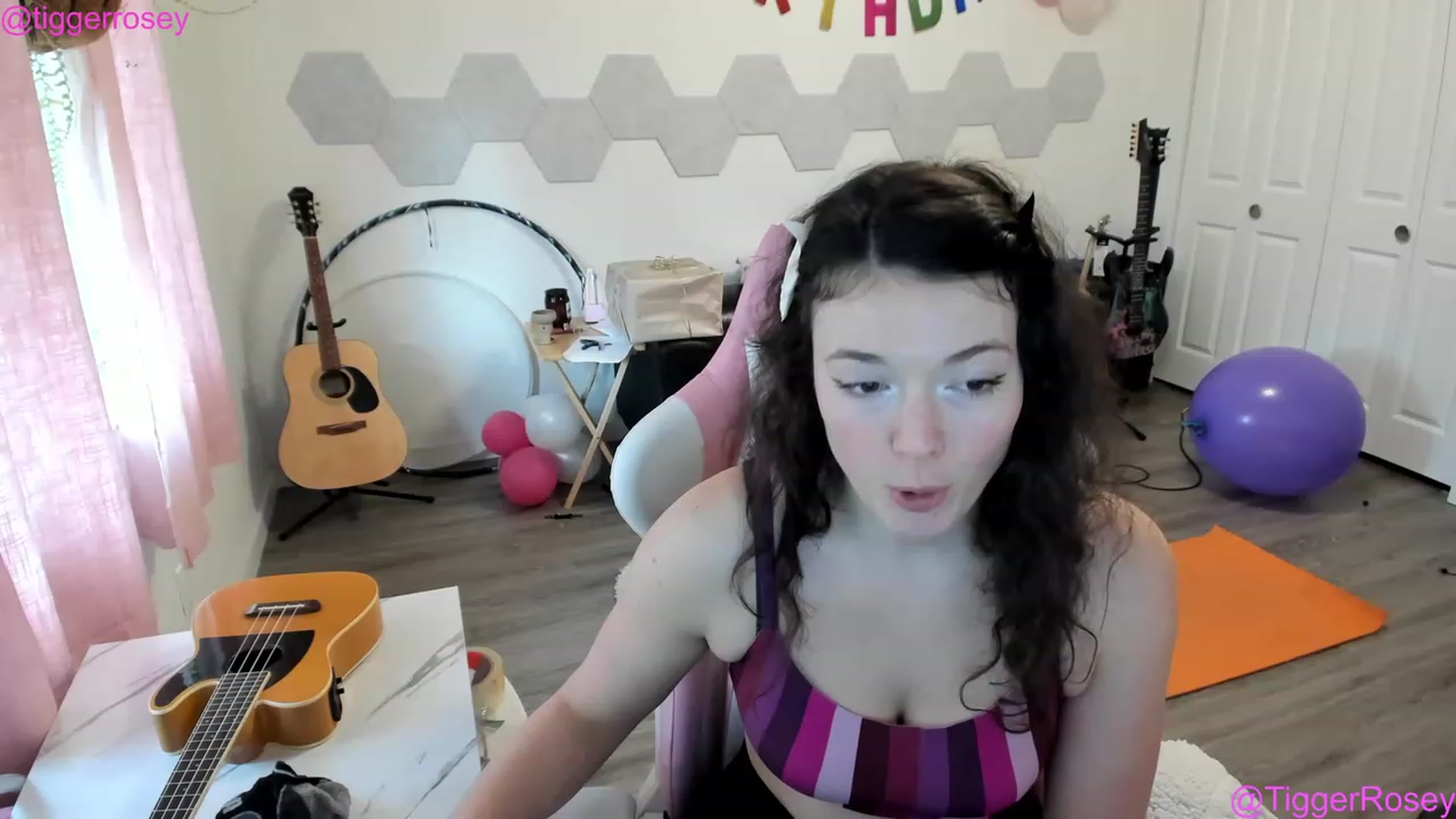 Gallery image thumbnail from TiggerRosey's myfreecams stream on, 04/22/2023, 24:42 image 20 of 20