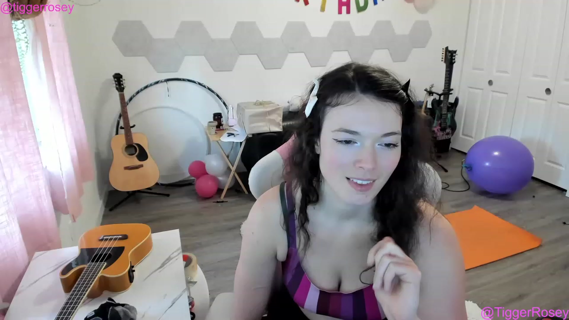 Gallery image thumbnail from TiggerRosey's myfreecams stream on, 04/22/2023, 24:42 image 16 of 20