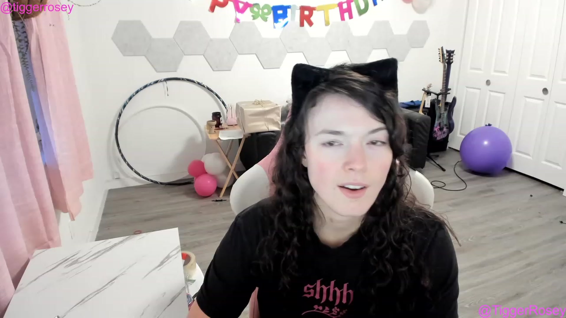 Gallery image thumbnail from TiggerRosey's myfreecams stream on, 04/25/2023, 04:05 image 14 of 20