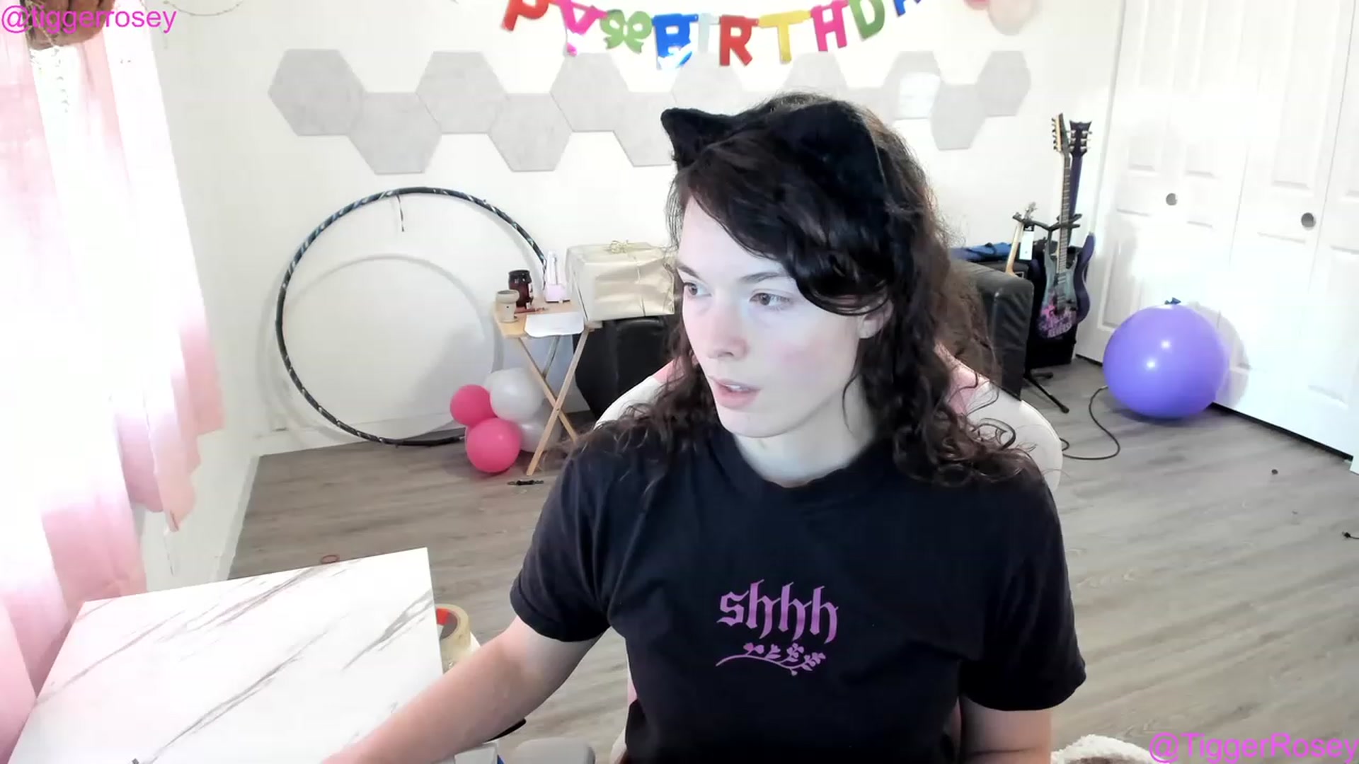 Gallery image thumbnail from TiggerRosey's myfreecams stream on, 04/25/2023, 04:05 image 1 of 20