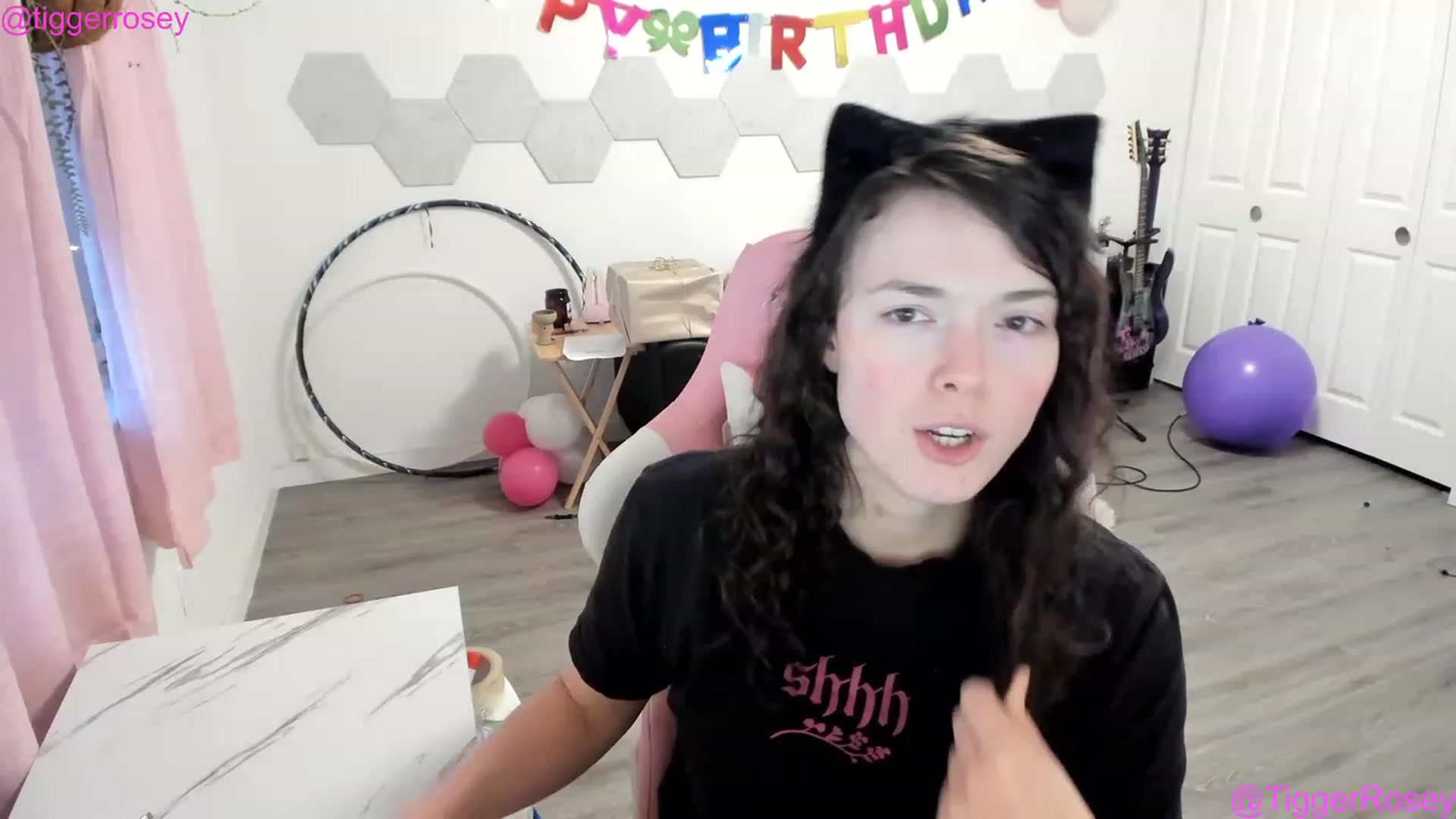 Gallery image thumbnail from TiggerRosey's myfreecams stream on, 04/25/2023, 04:05 image 12 of 20