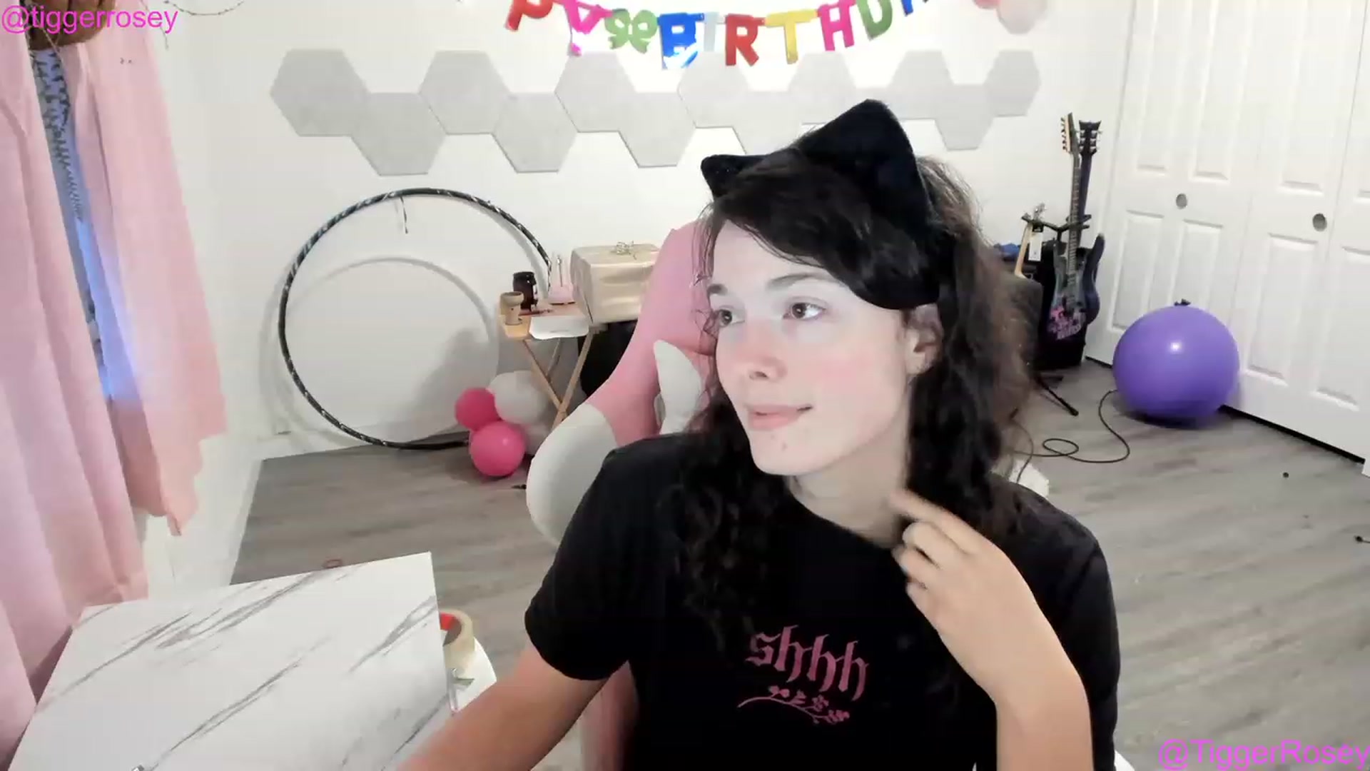Gallery image thumbnail from TiggerRosey's myfreecams stream on, 04/25/2023, 04:05 image 13 of 20