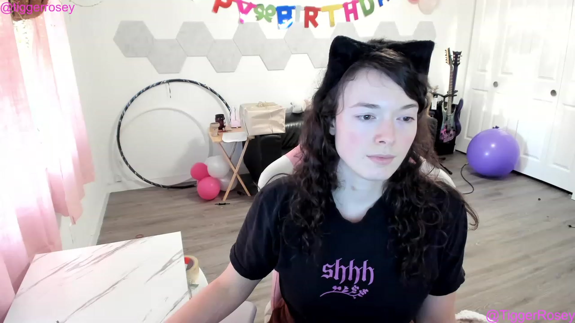 Gallery image thumbnail from TiggerRosey's myfreecams stream on, 04/25/2023, 04:05 image 6 of 20