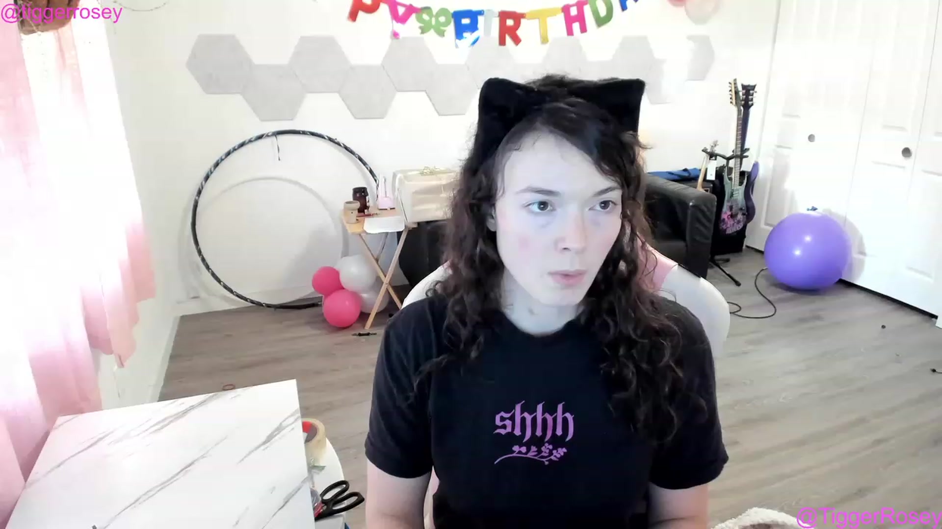 Gallery image thumbnail from TiggerRosey's myfreecams stream on, 04/25/2023, 04:05 image 3 of 20