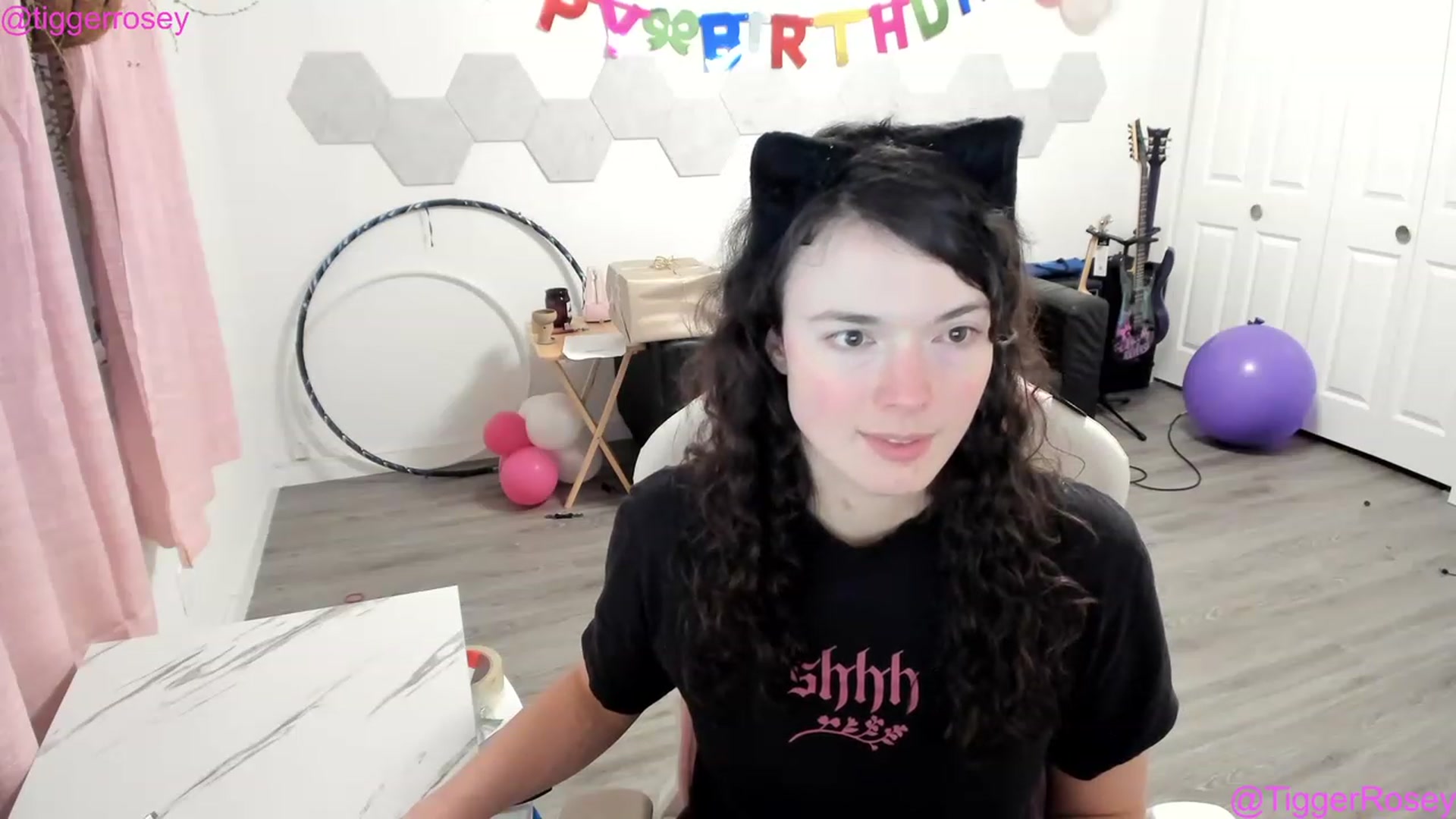 Gallery image thumbnail from TiggerRosey's myfreecams stream on, 04/25/2023, 06:21 image 11 of 20