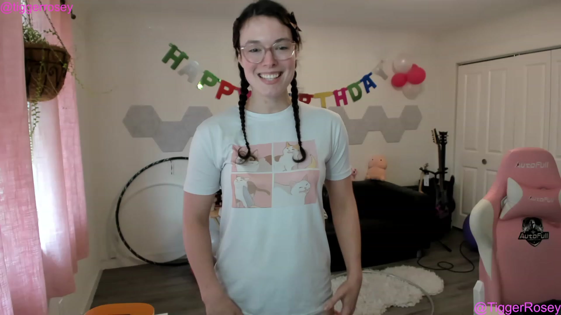 Gallery image thumbnail from TiggerRosey's myfreecams stream on, 04/26/2023, 23:33 image 7 of 20