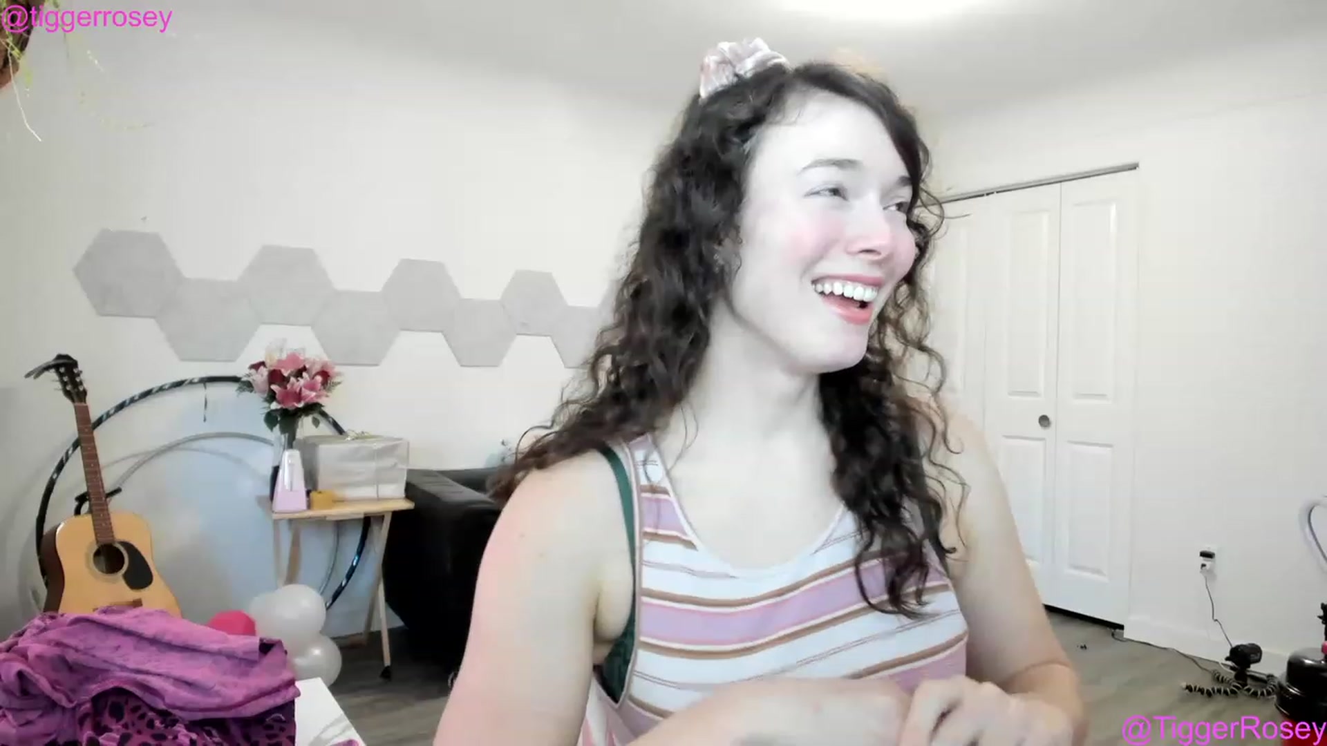Gallery image thumbnail from TiggerRosey's myfreecams stream on, 04/28/2023, 21:02 image 20 of 20