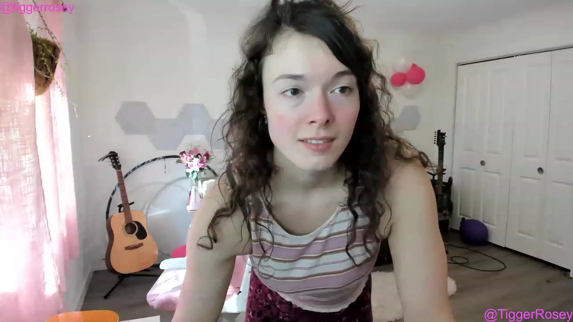 Gallery image thumbnail from TiggerRosey's myfreecams stream on, 04/29/2023, 24:47 image 19 of 20