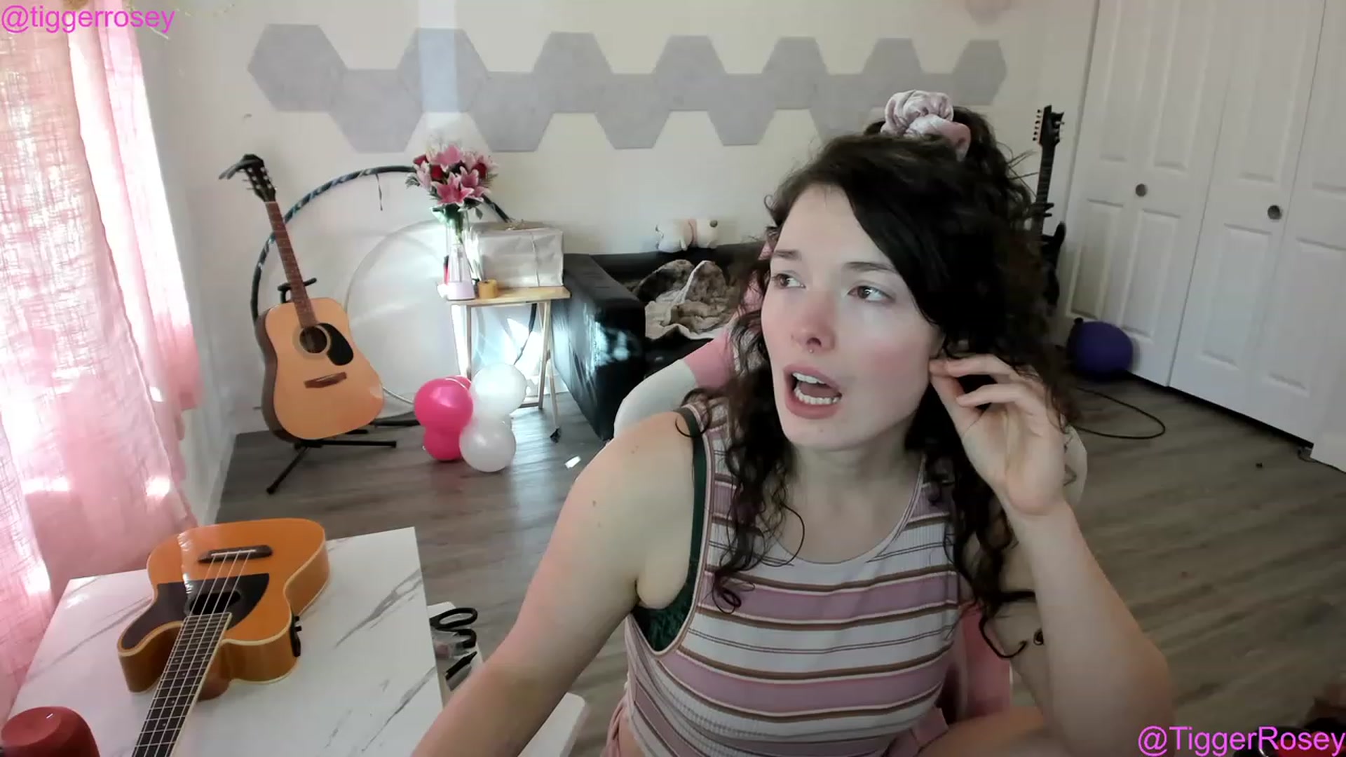 Gallery image thumbnail from TiggerRosey's myfreecams stream on, 04/29/2023, 24:47 image 11 of 20