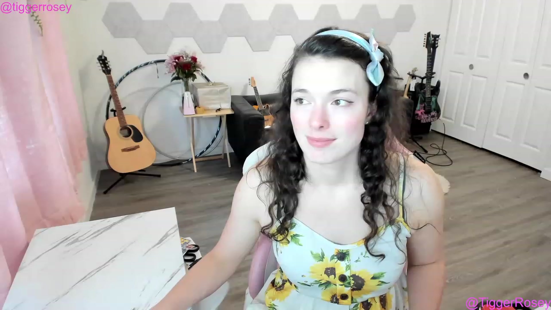 Gallery image thumbnail from TiggerRosey's myfreecams stream on, 05/02/2023, 01:20 image 13 of 20