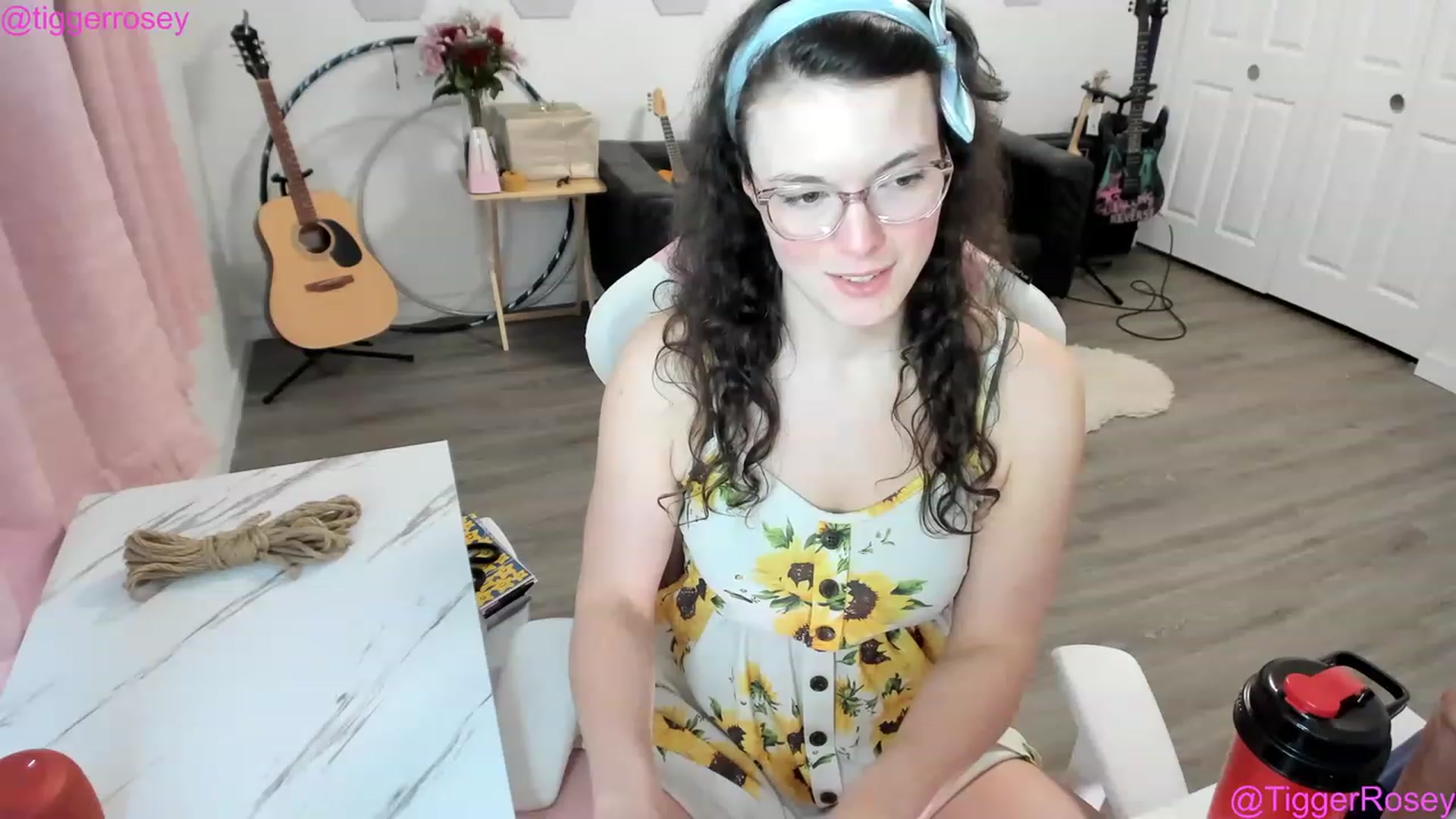 Gallery image thumbnail from TiggerRosey's myfreecams stream on, 05/02/2023, 04:16 image 16 of 20