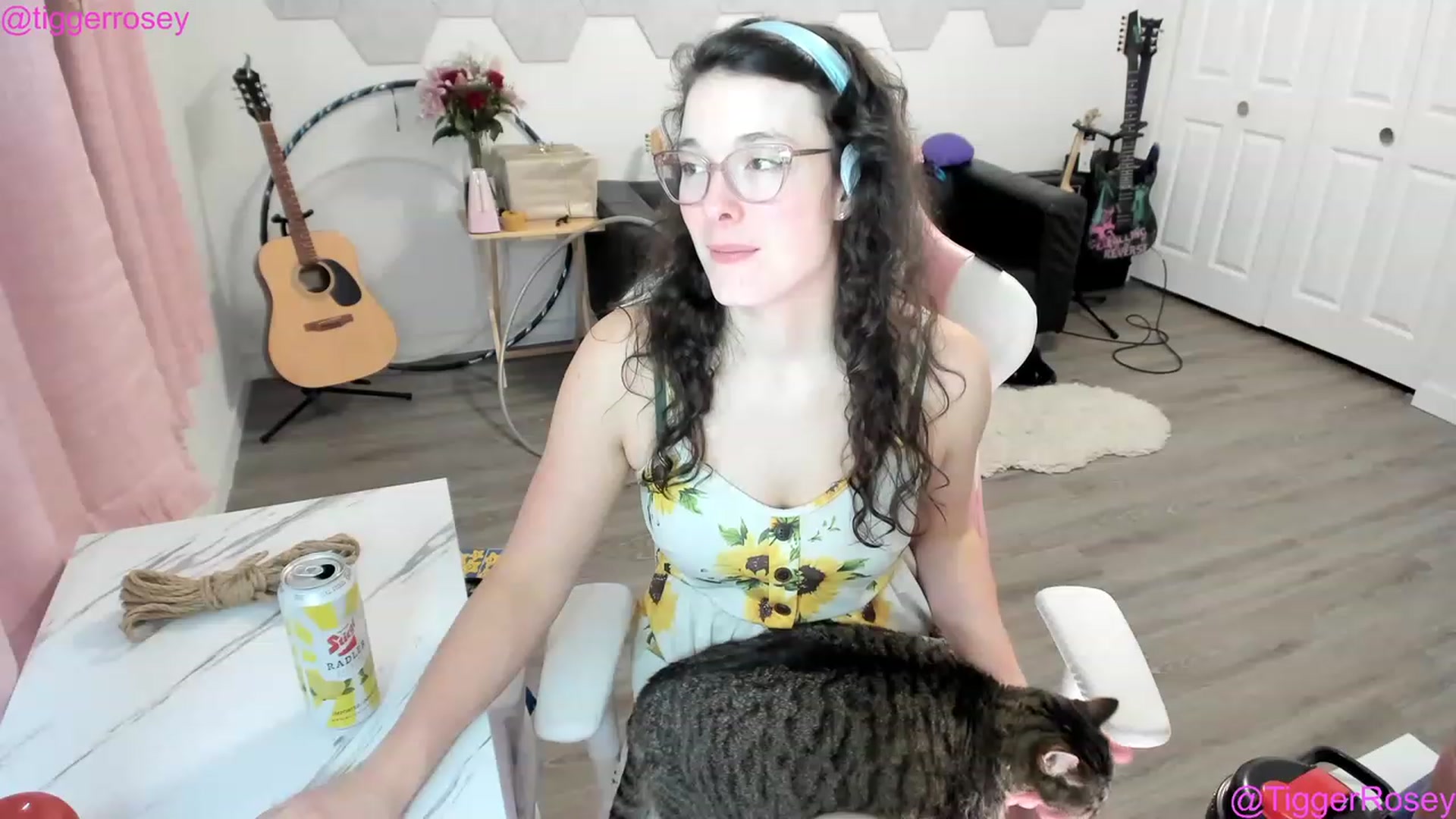 Gallery image thumbnail from TiggerRosey's myfreecams stream on, 05/02/2023, 06:47 image 11 of 20