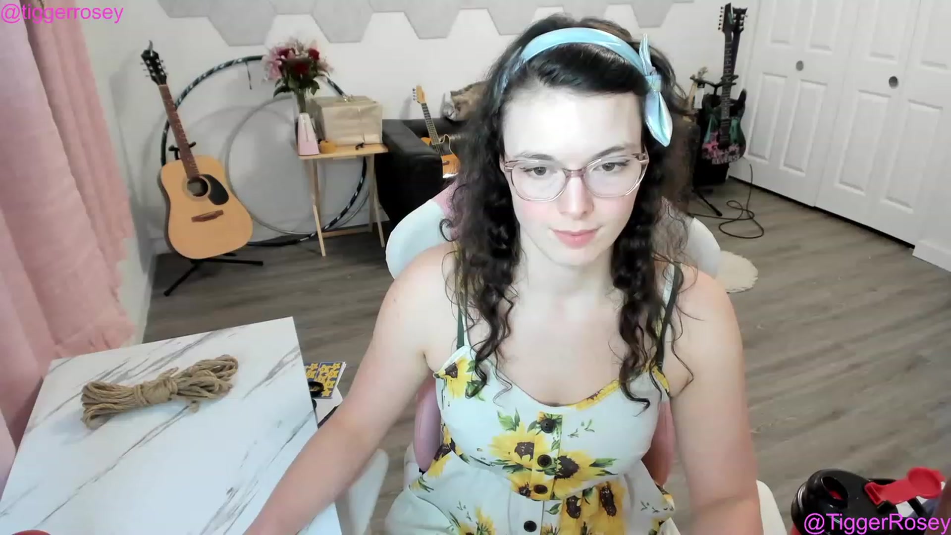 Gallery image thumbnail from TiggerRosey's myfreecams stream on, 05/02/2023, 06:47 image 2 of 20