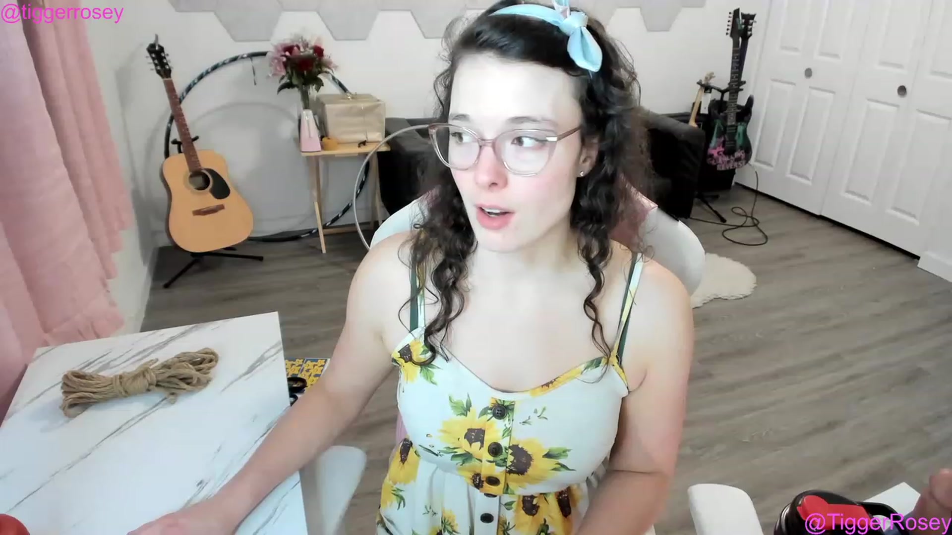 Gallery image thumbnail from TiggerRosey's myfreecams stream on, 05/02/2023, 06:47 image 16 of 20