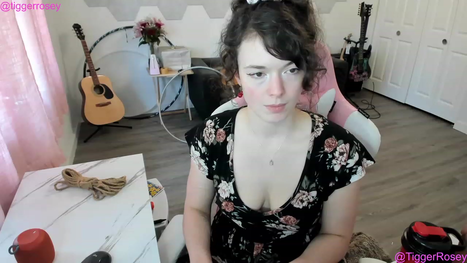 Gallery image thumbnail from TiggerRosey's myfreecams stream on, 05/04/2023, 24:50 image 11 of 20
