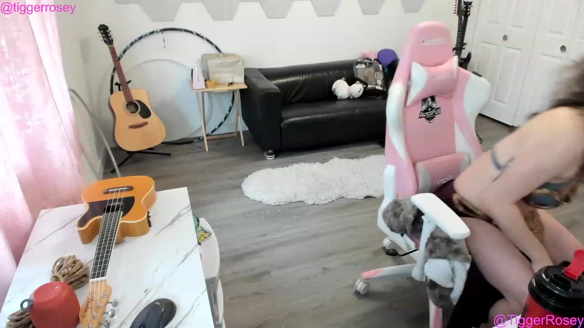 Gallery image thumbnail from TiggerRosey's myfreecams stream on, 05/04/2023, 23:05 image 11 of 20