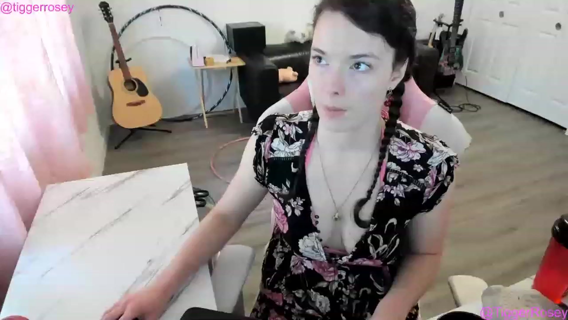 Gallery image thumbnail from TiggerRosey's myfreecams stream on, 05/09/2023, 21:00 image 18 of 20