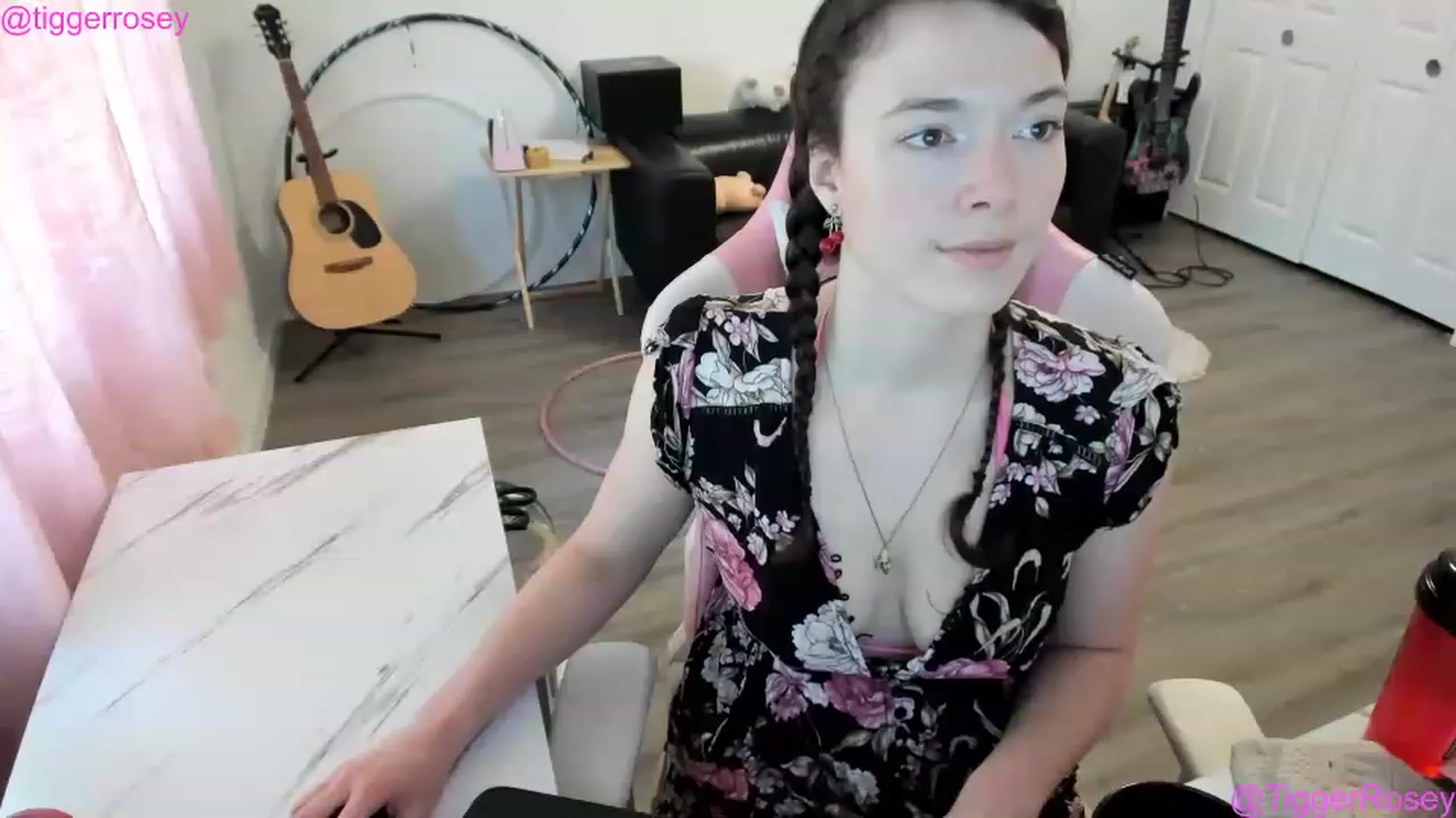 Gallery image thumbnail from TiggerRosey's myfreecams stream on, 05/09/2023, 21:00 image 16 of 20