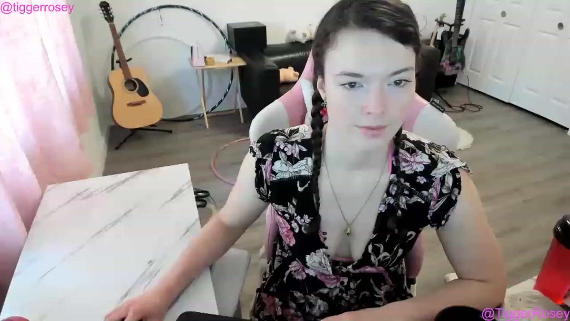 Gallery image thumbnail from TiggerRosey's myfreecams stream on, 05/09/2023, 21:00 image 2 of 20