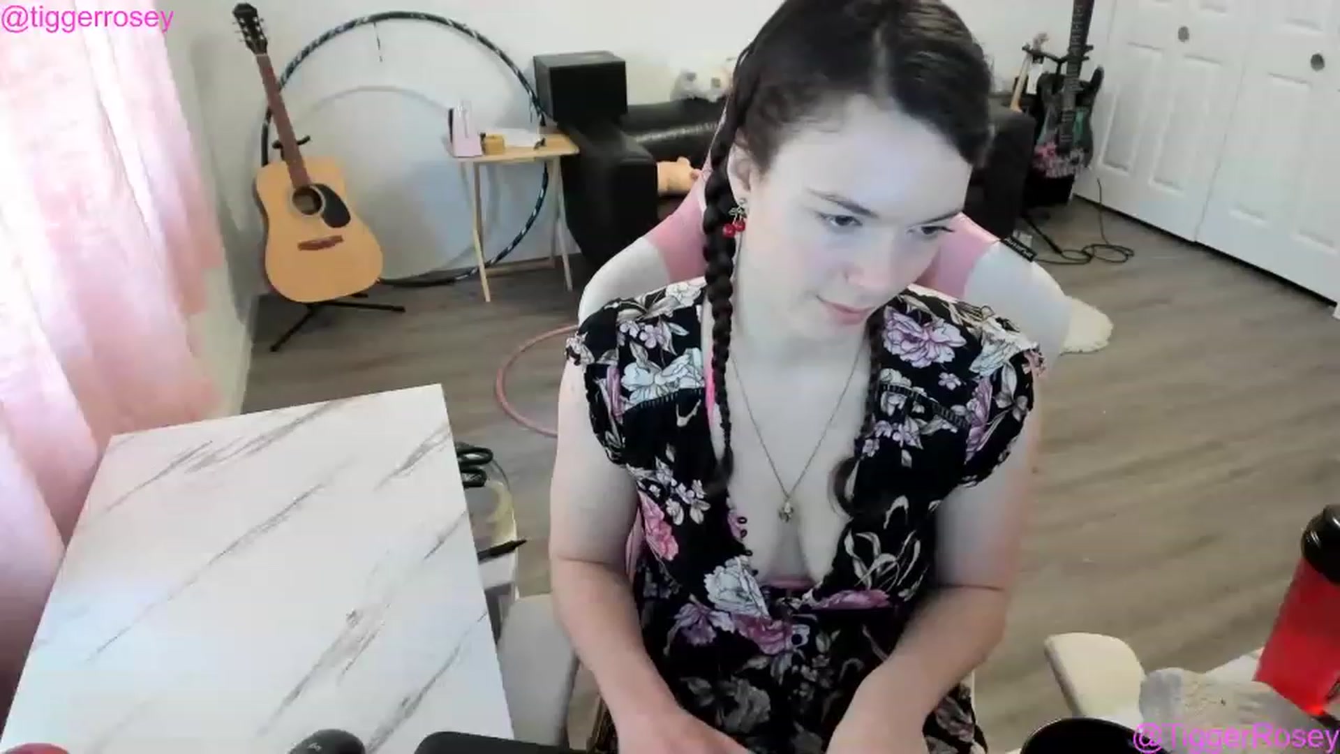 Gallery image thumbnail from TiggerRosey's myfreecams stream on, 05/09/2023, 21:00 image 1 of 20