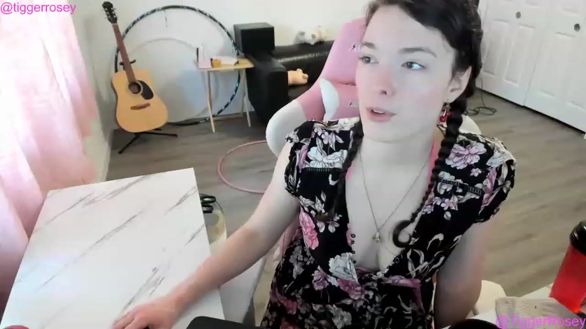 Gallery image thumbnail from TiggerRosey's myfreecams stream on, 05/09/2023, 21:00 image 17 of 20