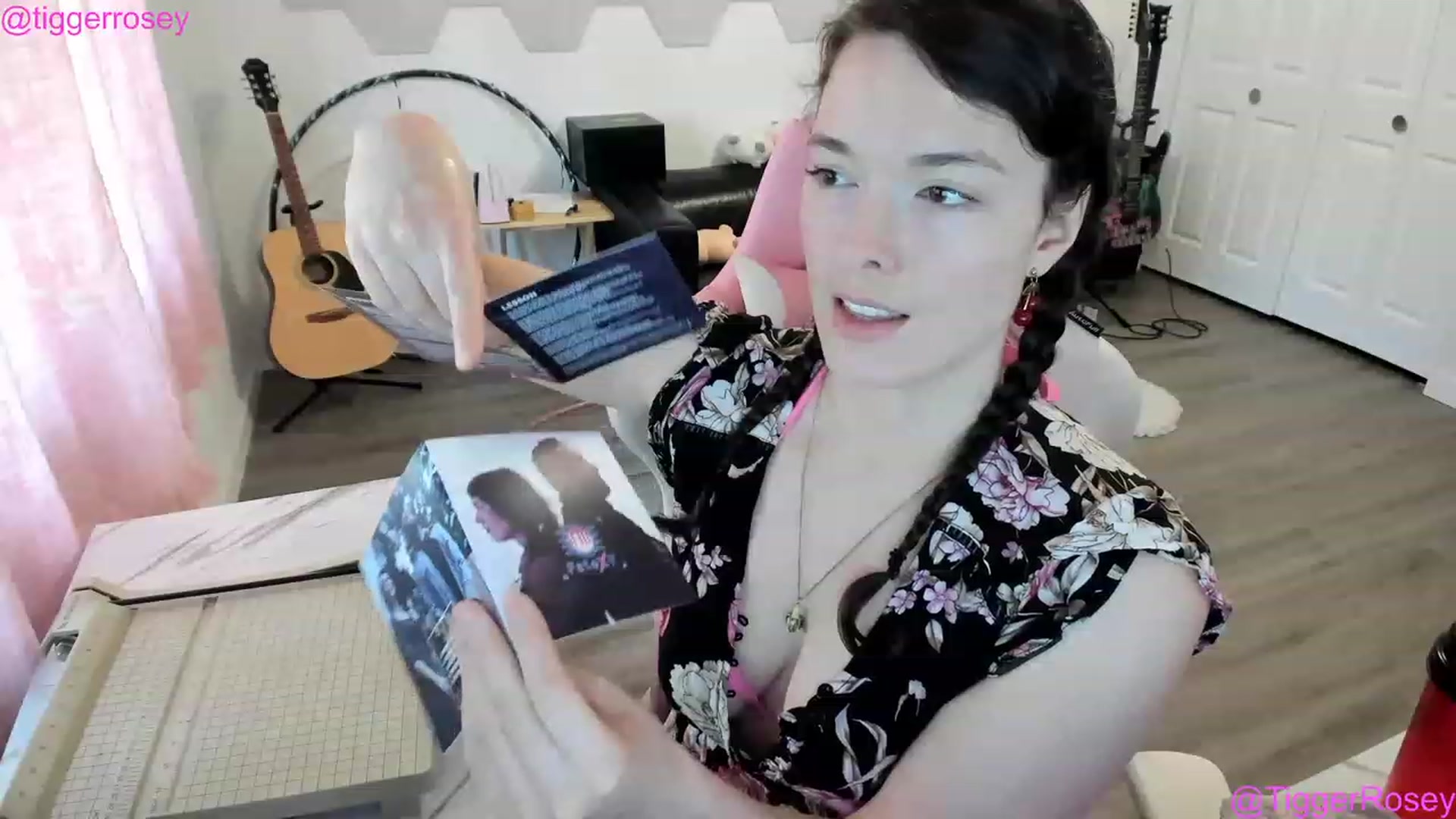 Gallery image thumbnail from TiggerRosey's myfreecams stream on, 05/09/2023, 22:42 image 7 of 20