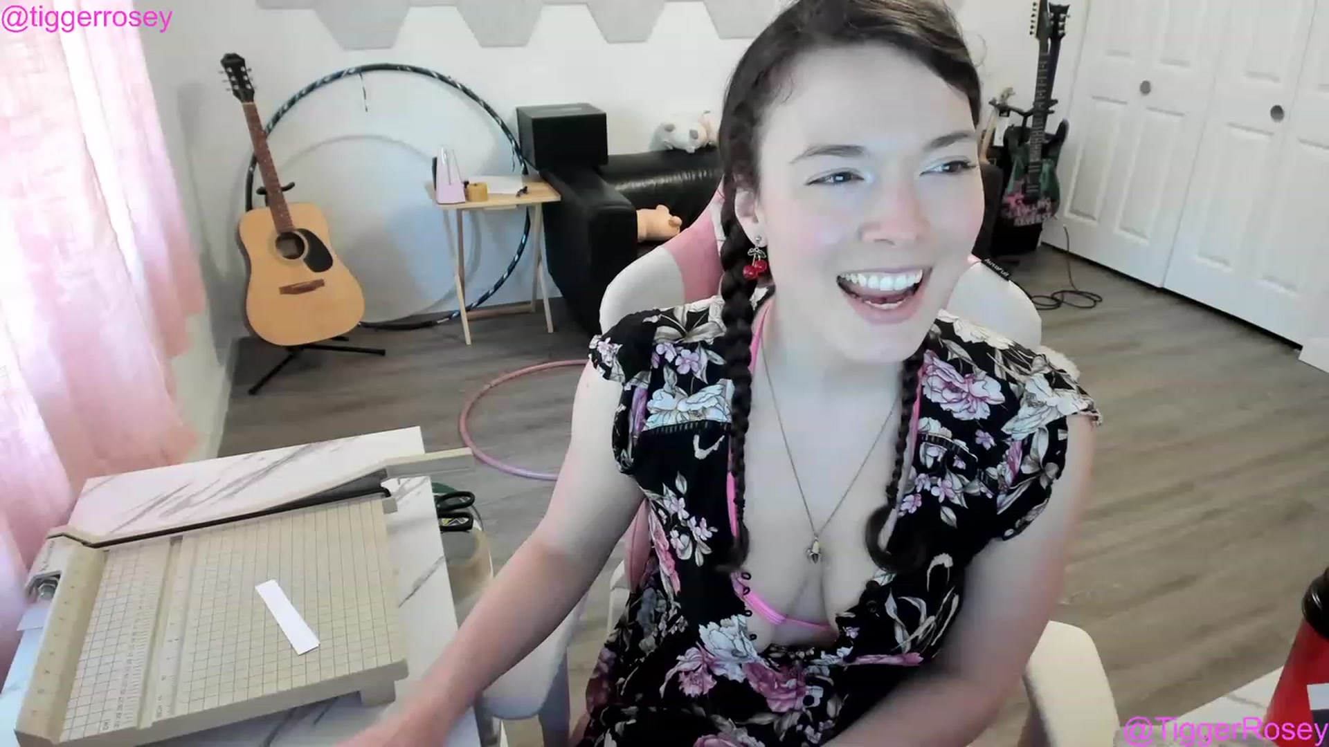 Gallery image thumbnail from TiggerRosey's myfreecams stream on, 05/09/2023, 22:42 image 3 of 20