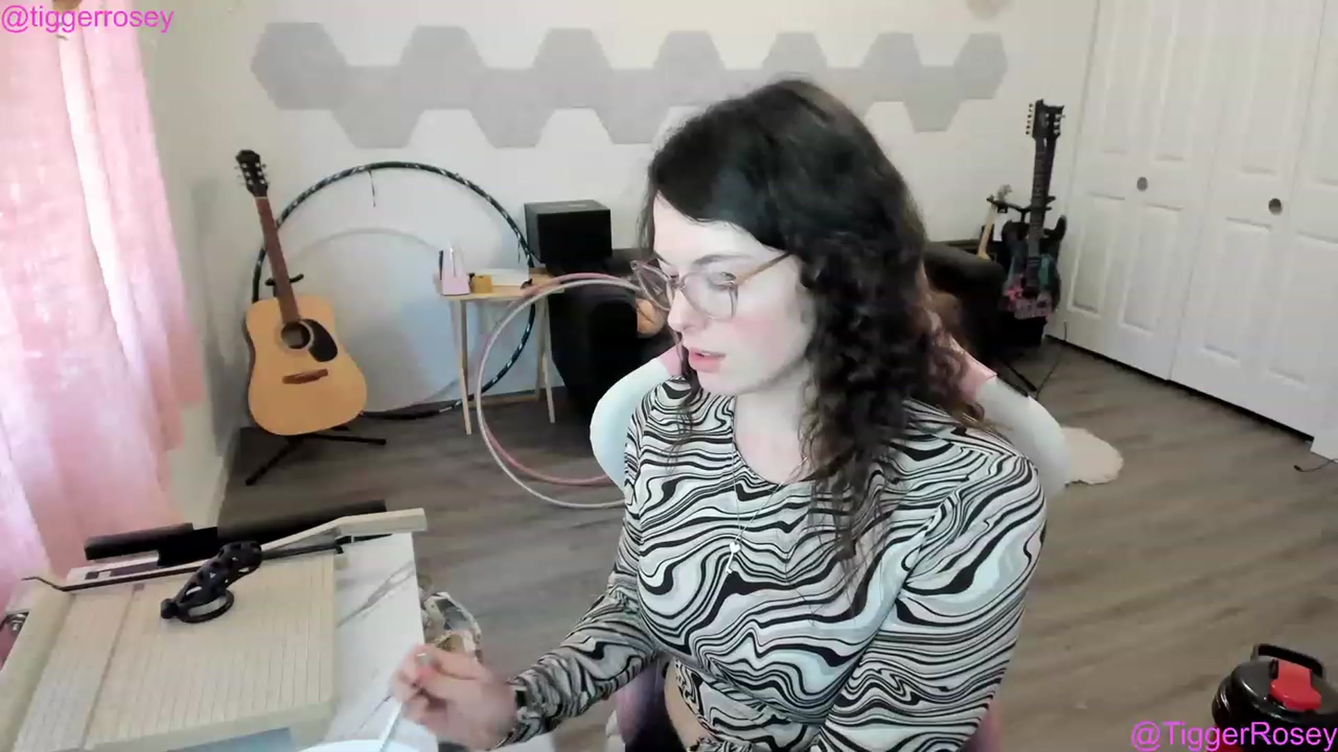 Gallery image thumbnail from TiggerRosey's myfreecams stream on, 05/11/2023, 22:36 image 10 of 20