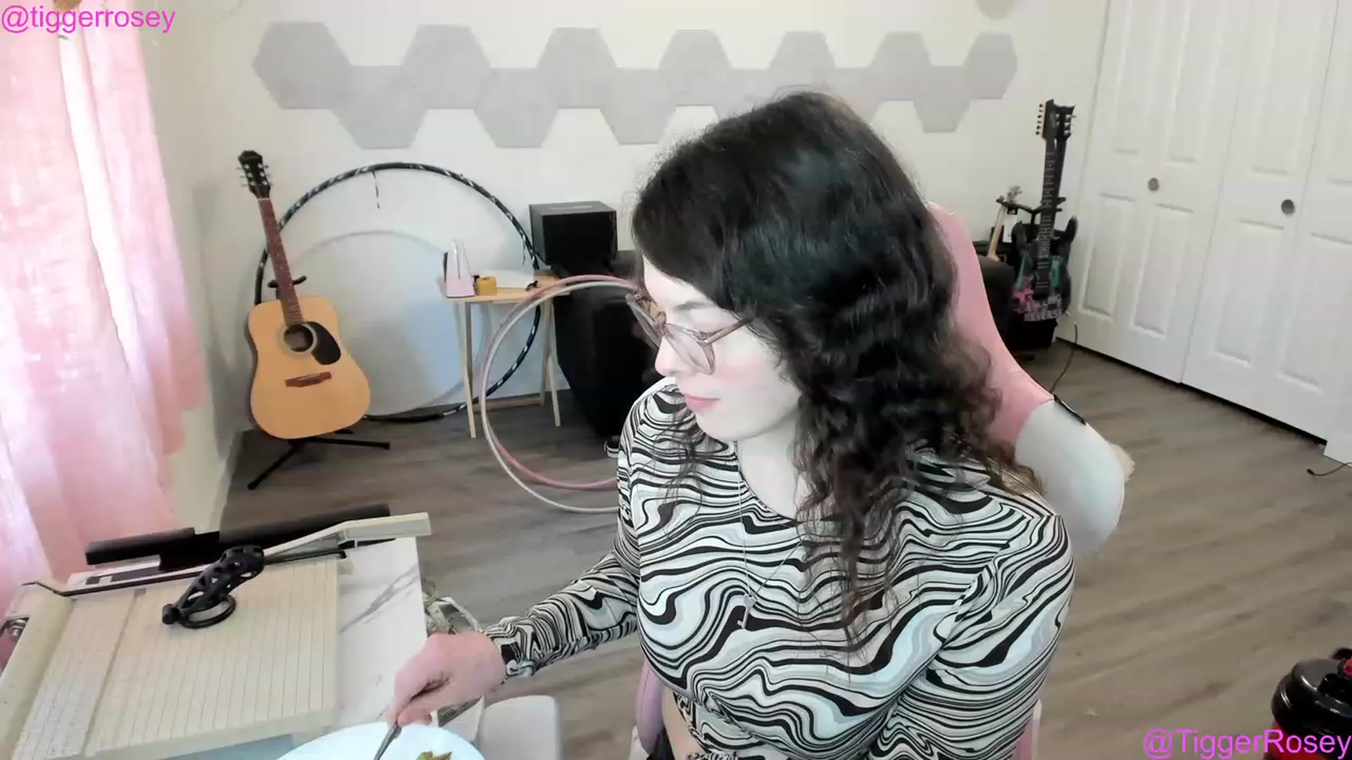 Gallery image thumbnail from TiggerRosey's myfreecams stream on, 05/11/2023, 22:36 image 13 of 20