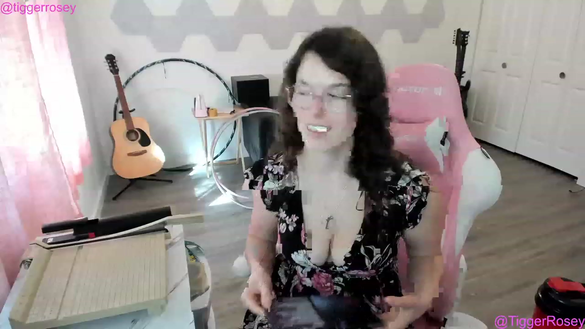 Gallery image thumbnail from TiggerRosey's myfreecams stream on, 05/11/2023, 23:45 image 8 of 20