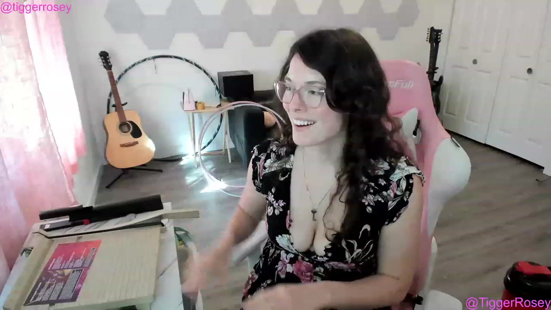 Gallery image thumbnail from TiggerRosey's myfreecams stream on, 05/11/2023, 23:45 image 14 of 20